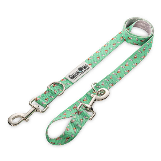 Green pizza-pattern dog leash with two metal O-ring clips