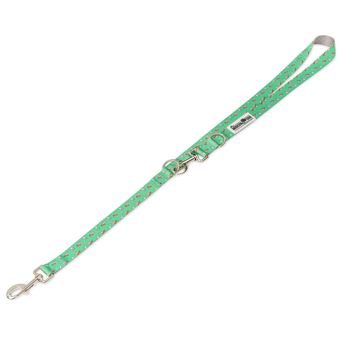 Green pizza-pattern dog leash with silver clasp ends and printed webbing