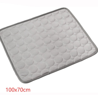 Light gray pet cooling pad with raised bubble texture, smooth padded border