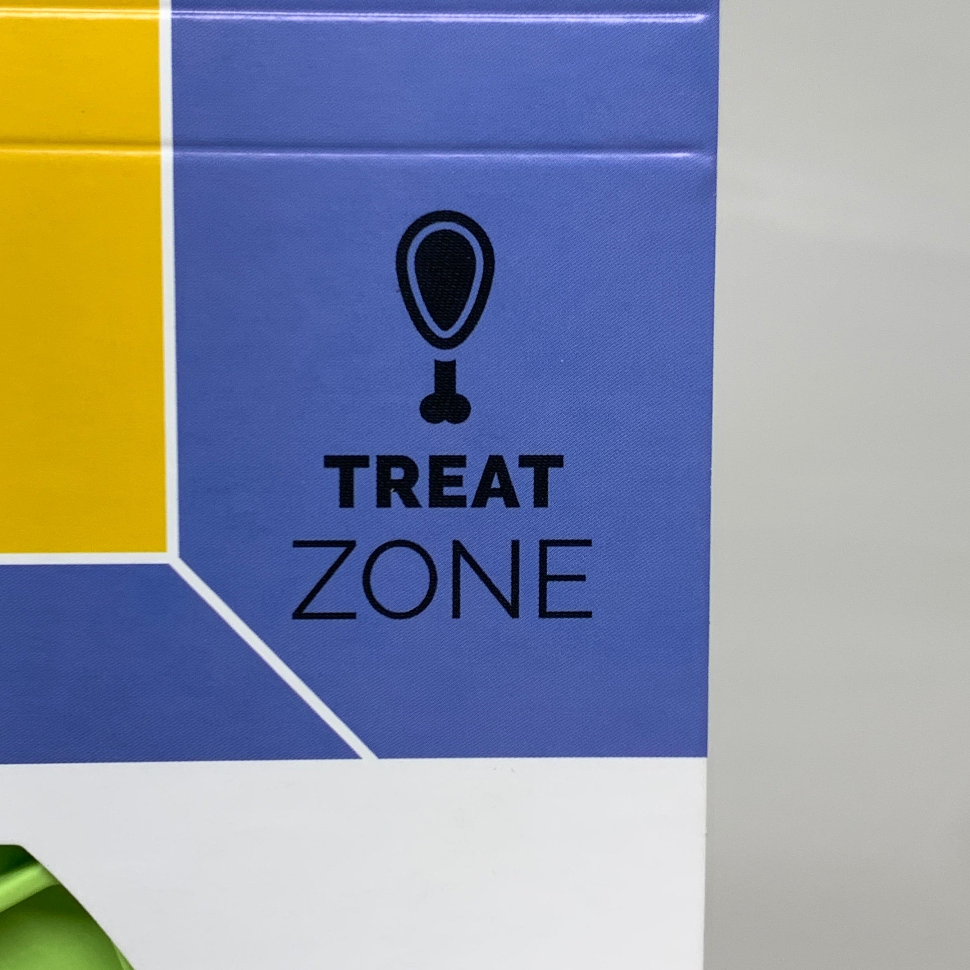 Treat Zone section on Pet Zone Engage licking mat packaging