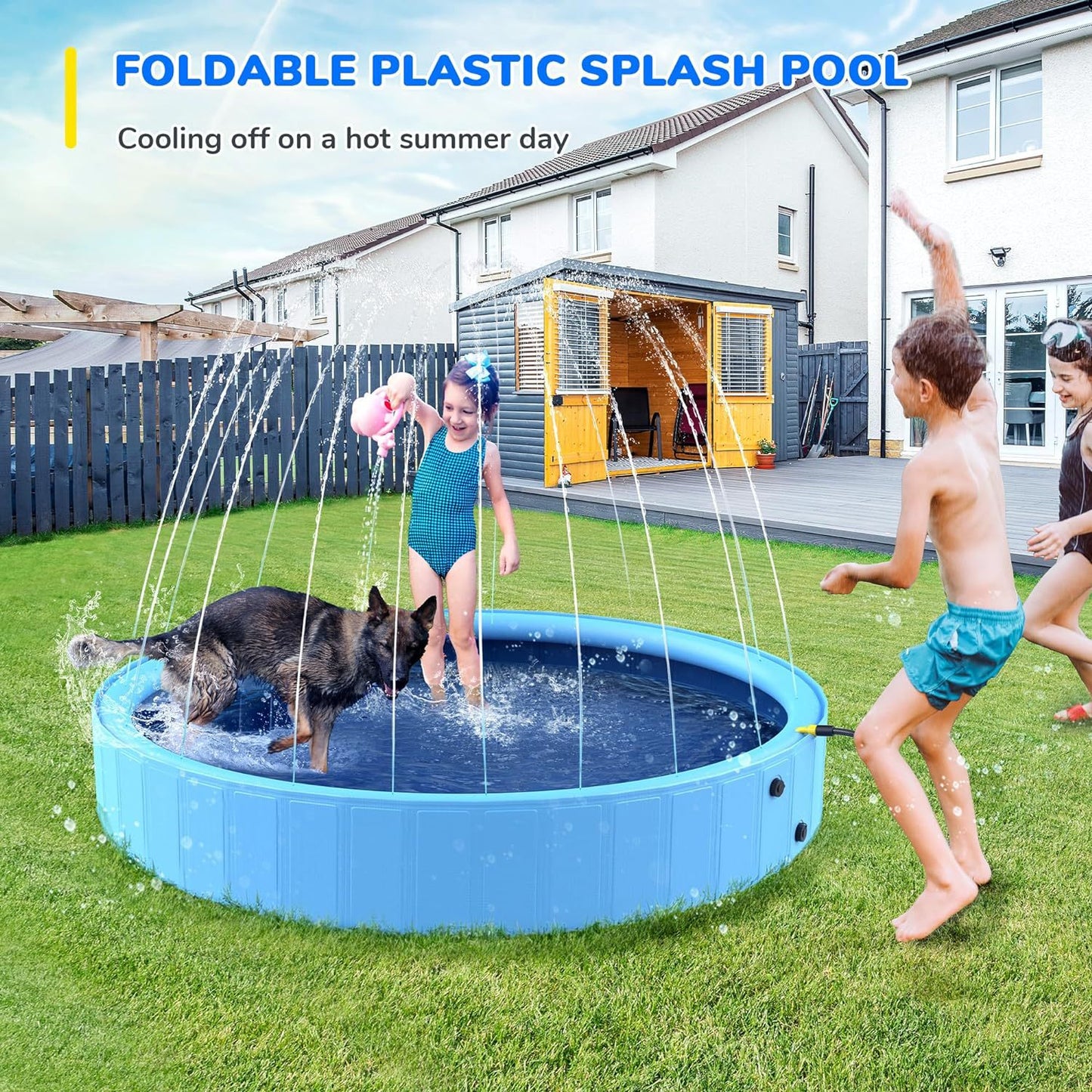 Lake Blue foldable plastic splash pool with splash water in backyard