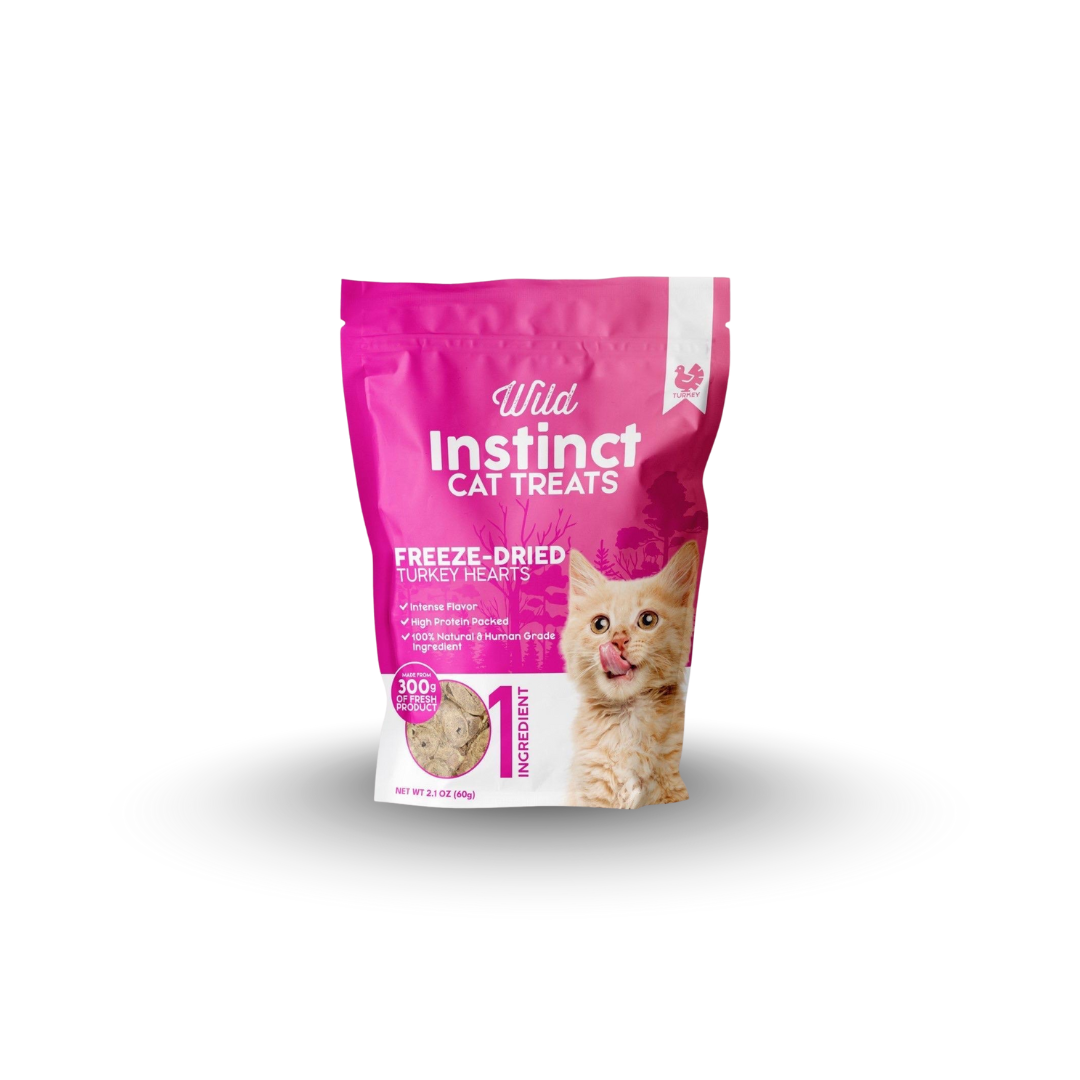 Freeze-dried turkey hearts cat treats pouch, pink Wild Instinct brand bag