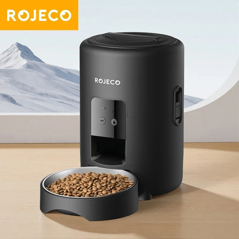 ROJECO automatic pet feeder with food bowl, ideal for dogs and cats, featuring programmable settings and sleek black design